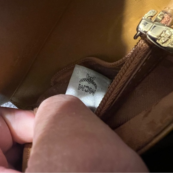 MCM wallet - Picture 7 of 8